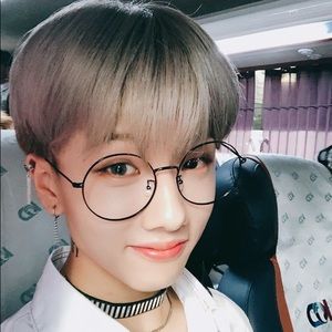 Meet your Posher, Laiza